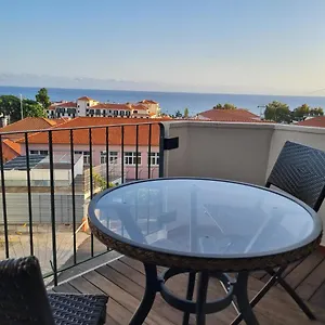 https://3-bedroom-flat-funchal-center.madeira-islandshotels.com